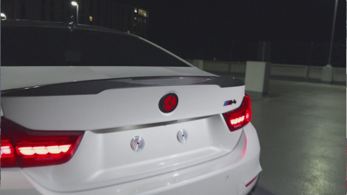 Dot badge on a BMW front end