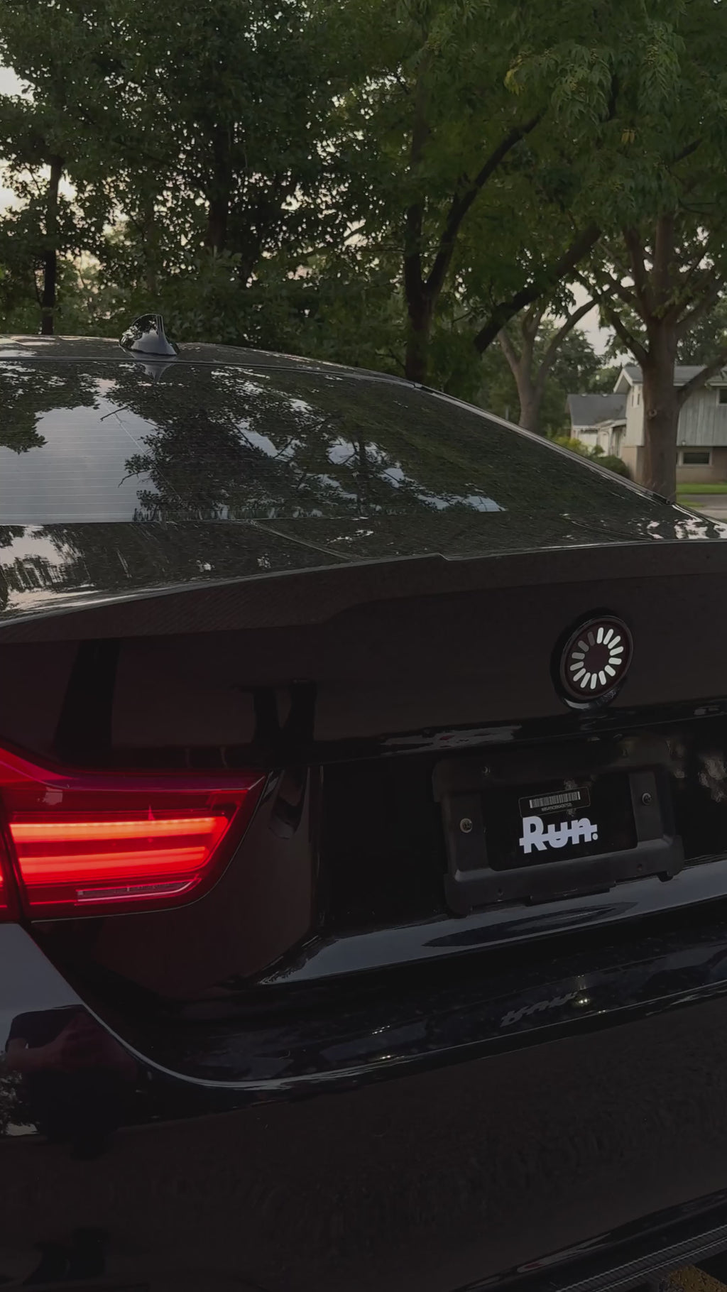 Dot Digital Emblem — Animated BMW Badge